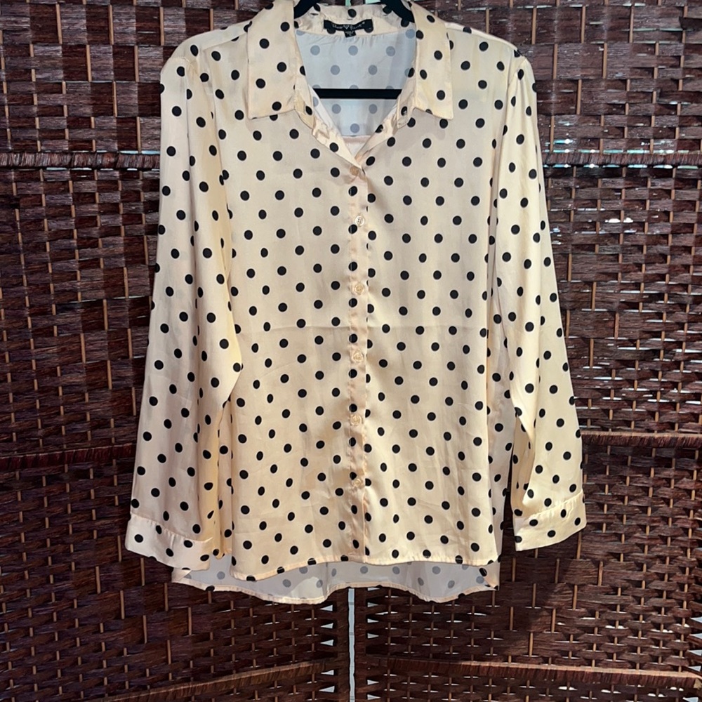 Velvet Heart, polkadot cream, blouse